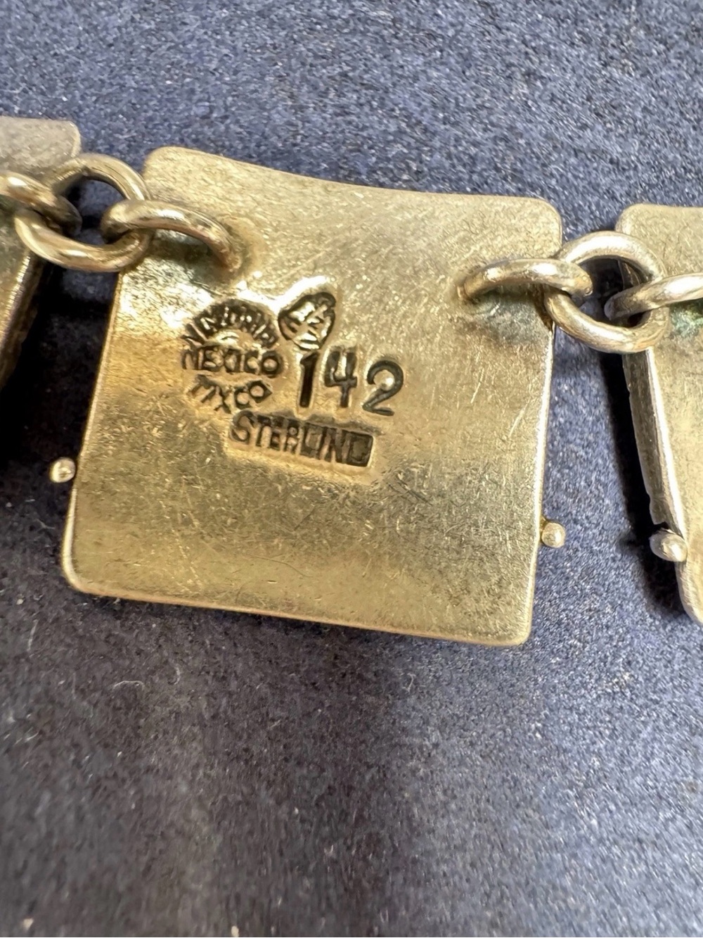 VICTORIA MEXICAN VINTAGE
STERLING SILVER NECKLACE - Picture 3 of 5